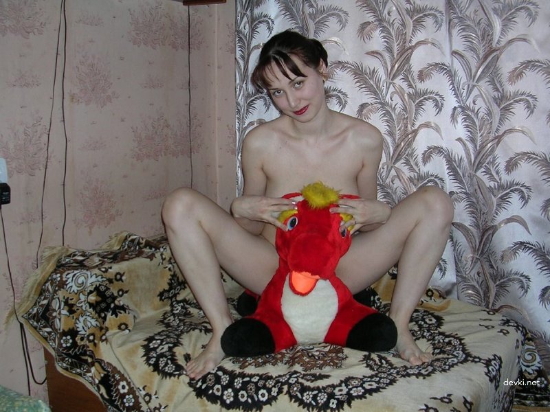 XXX Amateur Panty Stripping: Explicit Photo Capture for Adults Only
