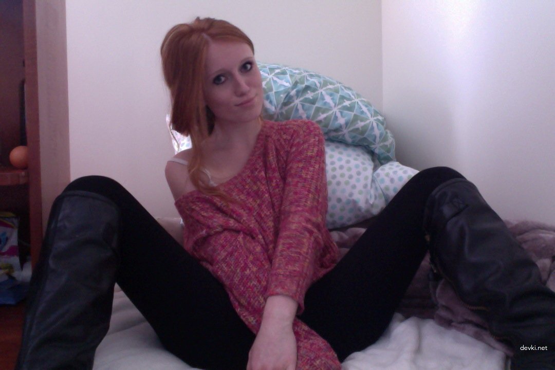 Wild Redhead Amateur in Hardcore Porn Pics - Fiery Slut Gets Explicit