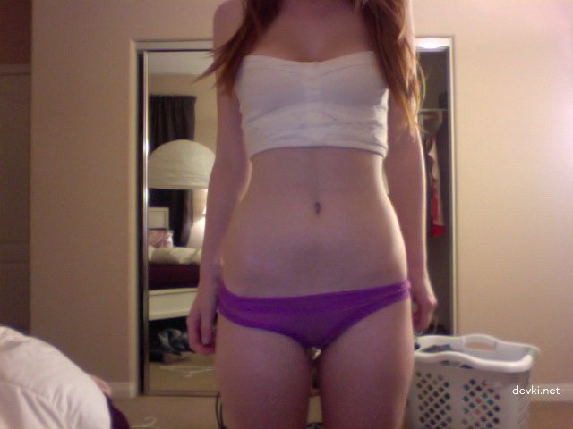 Wild Redhead Amateur in Hardcore Porn Pics - Fiery Slut Gets Explicit