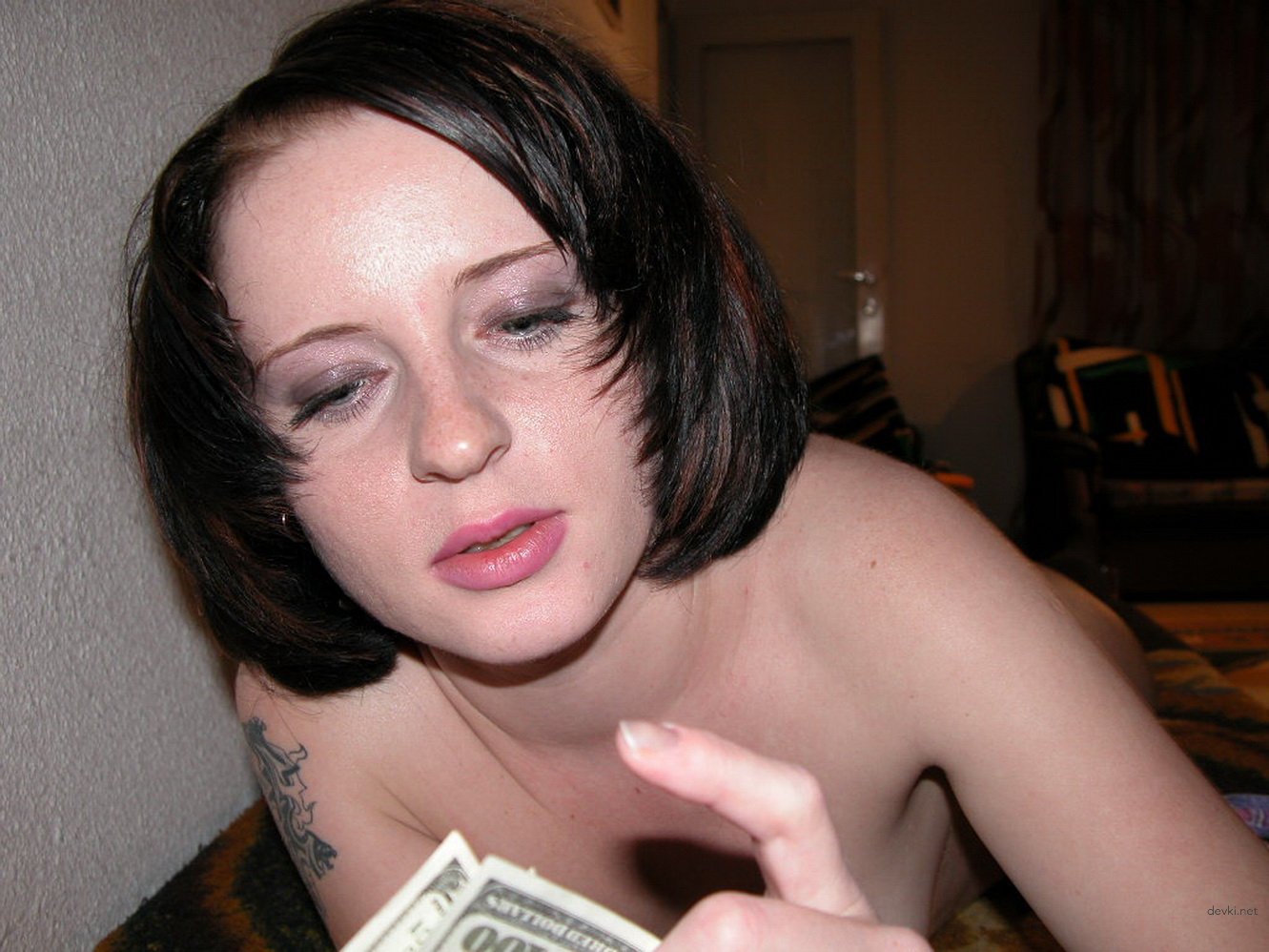 Uncensored Homemade Amateur Prostitutes XXX Photos: Explicit Porn Action