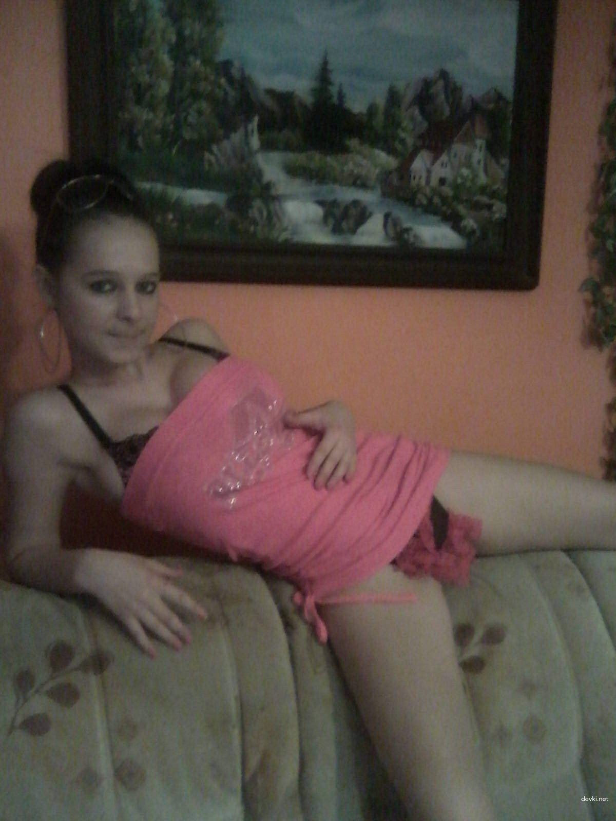 Explicit Russian Amateur Ready for Hot Sex - Provocative Babe in Seductive Pose