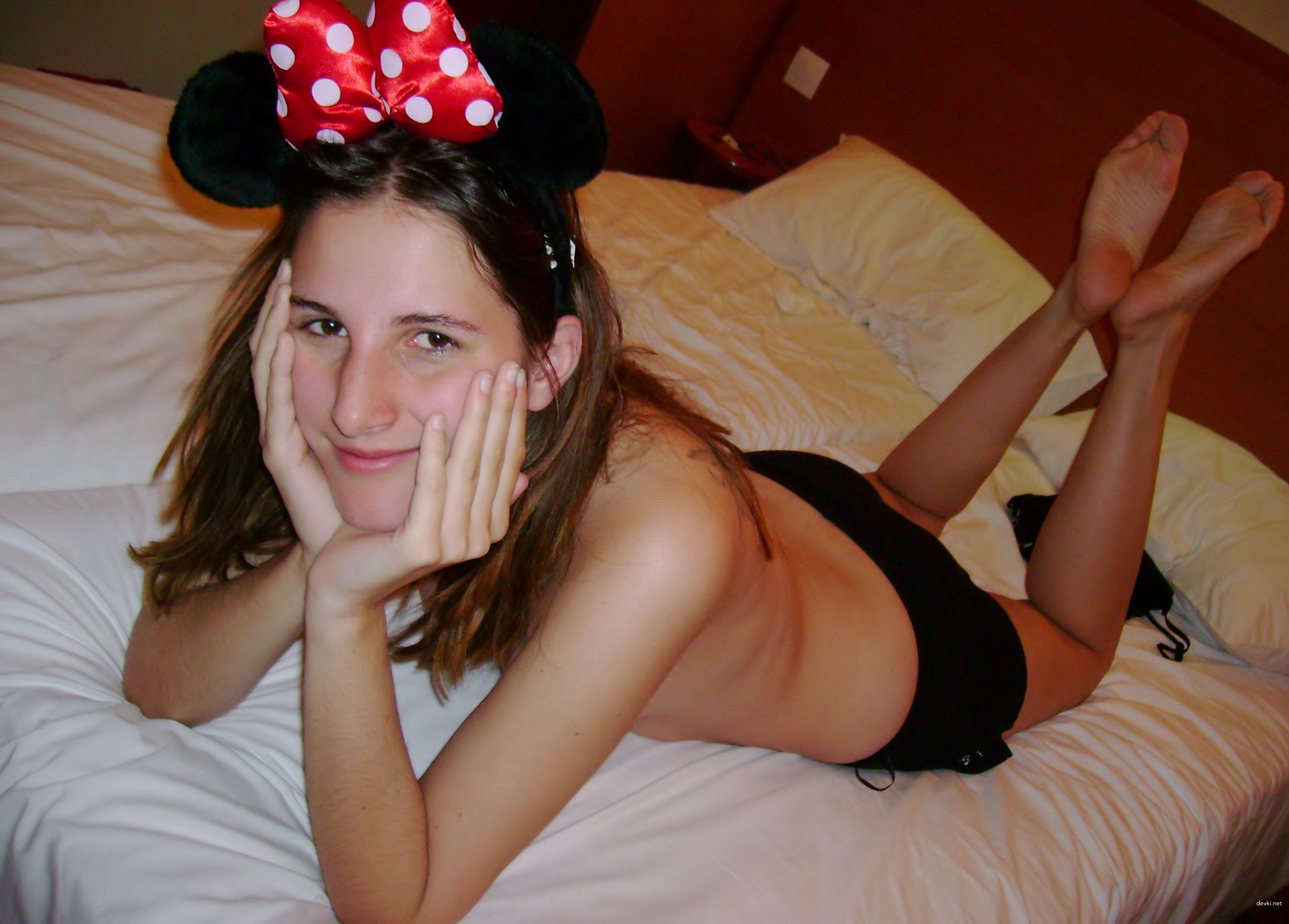 Amateur Slut XXX Pics: Hot & Explicit Horny Girl Porn Photos