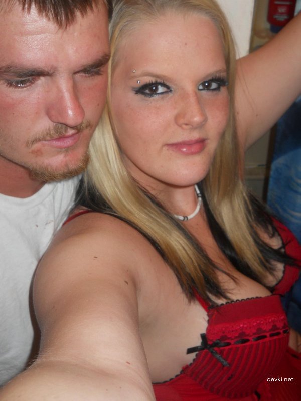Spicy Amateur Hot Wife Sucks Husband's Cock - Mind-Blowing Blowjob Porn Pic