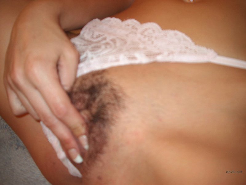Moist Student Pussy Amateur Porn Pics: Hairy, Wet, Explicit XXX Photos