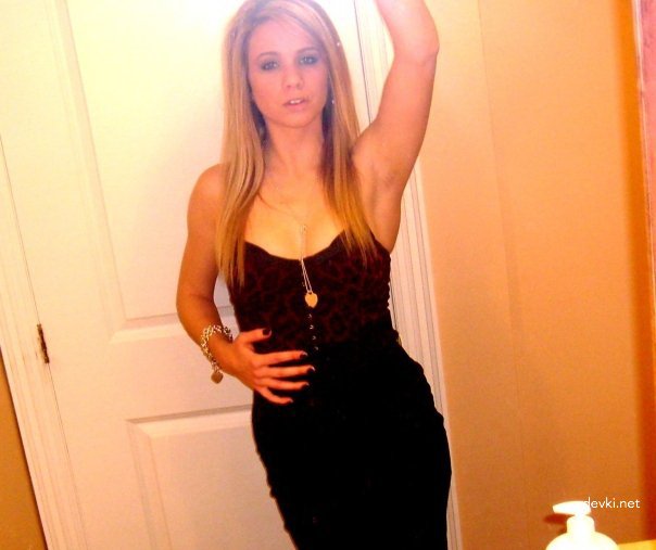Unfiltered Amateur Porn Pics: Hot Beauty's Private Photos - Explicit and Stunning