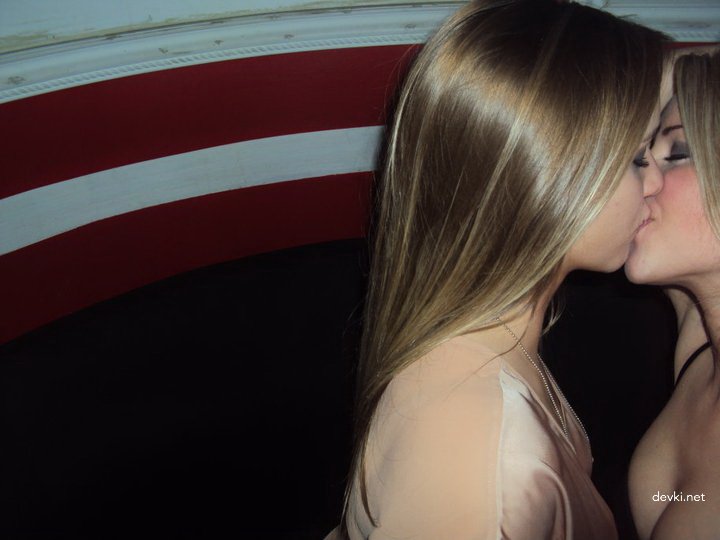 Unfiltered Amateur Porn Pics: Hot Beauty's Private Photos - Explicit and Stunning