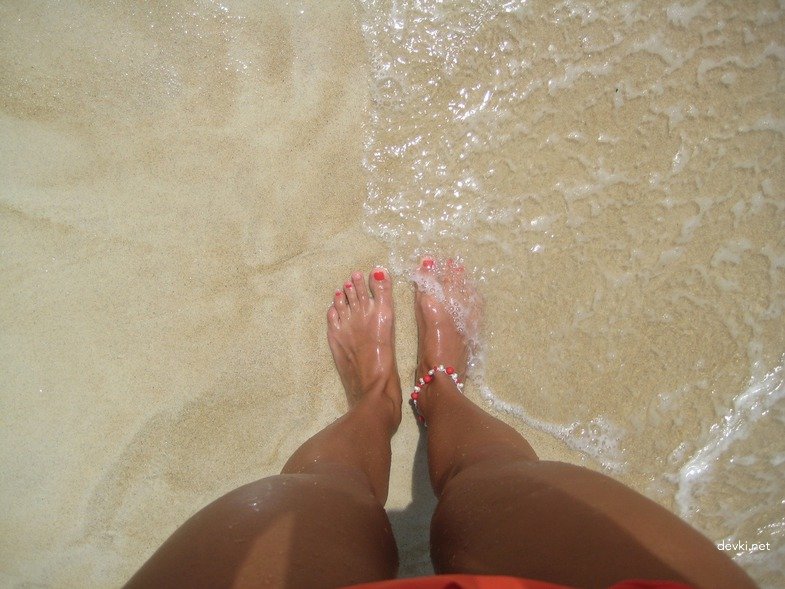 Explicit Amateur Vacation Nude: Showing Off My Wet Pussy