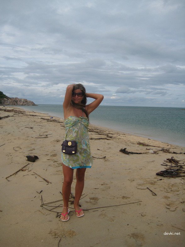 Explicit Amateur Vacation Nude: Showing Off My Wet Pussy
