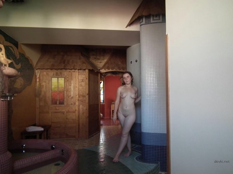 Seductive Sauna Session with Steamy Amateur Babe - Hot and Sensual Photo