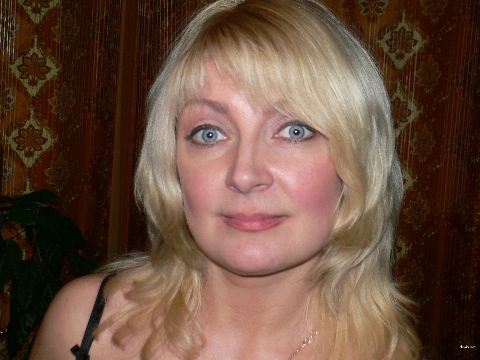 Hot Mature Woman Bares All in Amateur Nude Photoshoot: Explicit Secrets Exposed