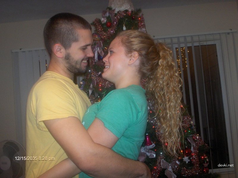 Hardcore Amateur Fuck: Man Pounding Hairy Pussy Babe