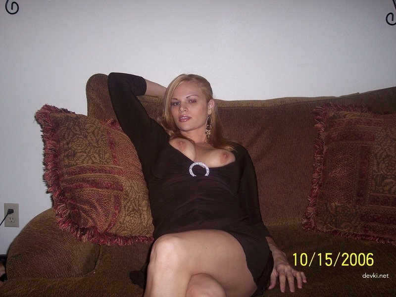 Viral Intoxicated Wife Strip Tease: Amateur Photo Sparks Online Frenzy