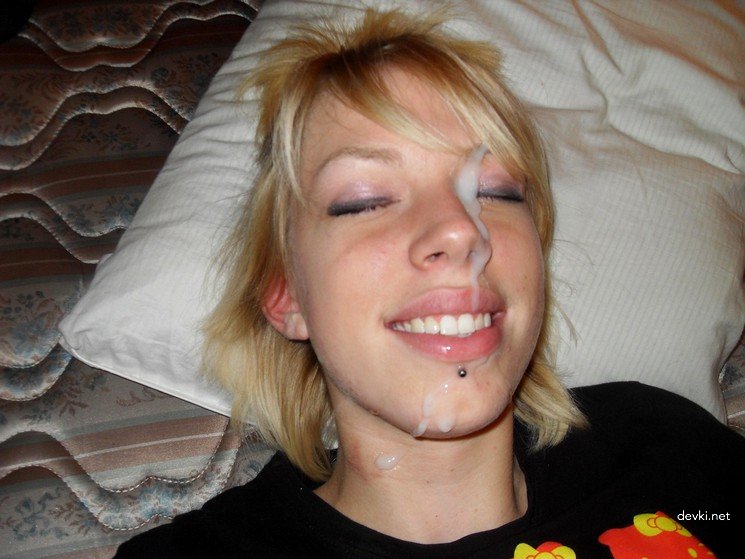 Steamy Young Babes' Homemade Cumshots: Explicit Amateur Porn Pics