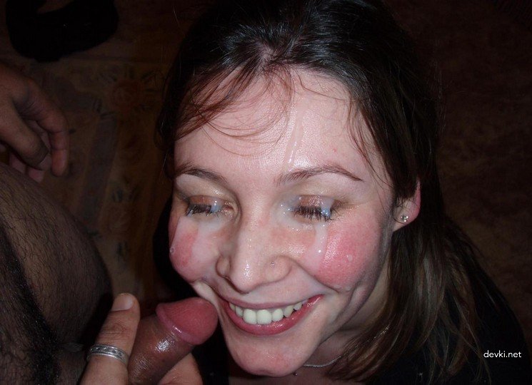 Steamy Young Babes' Homemade Cumshots: Explicit Amateur Porn Pics