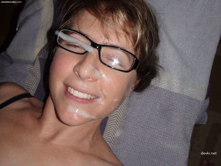 Steamy Young Babes' Homemade Cumshots: Explicit Amateur Porn Pics