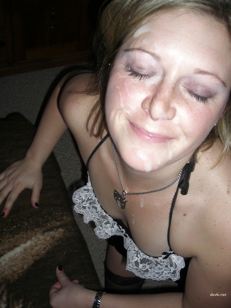 Steamy Young Babes' Homemade Cumshots: Explicit Amateur Porn Pics