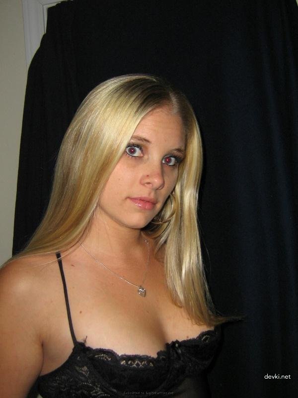 XXX Amateur Sex Pics: Hot & Explicit Photos for Maximum Pleasure