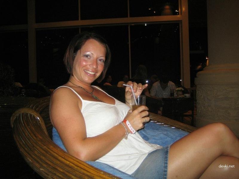 Hot Amateur Sex Pics: Real People Getting Naughty - XXX Explicit Photos