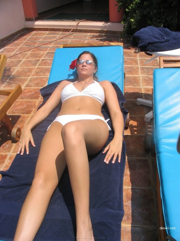 Intoxicated Brazilian Girl Exposed: Uncensored Amateur Porn Pic