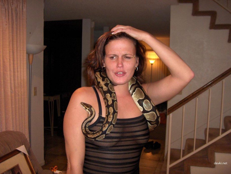 Hot Milf Gets Naked and Plays with Snake - Explicit Amateur Porn Pic