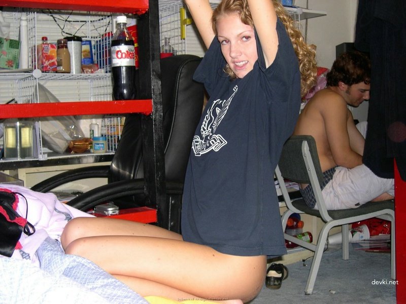 Amateur Girlfriend Stripped and Exposed Without Panties - Explicit Photos