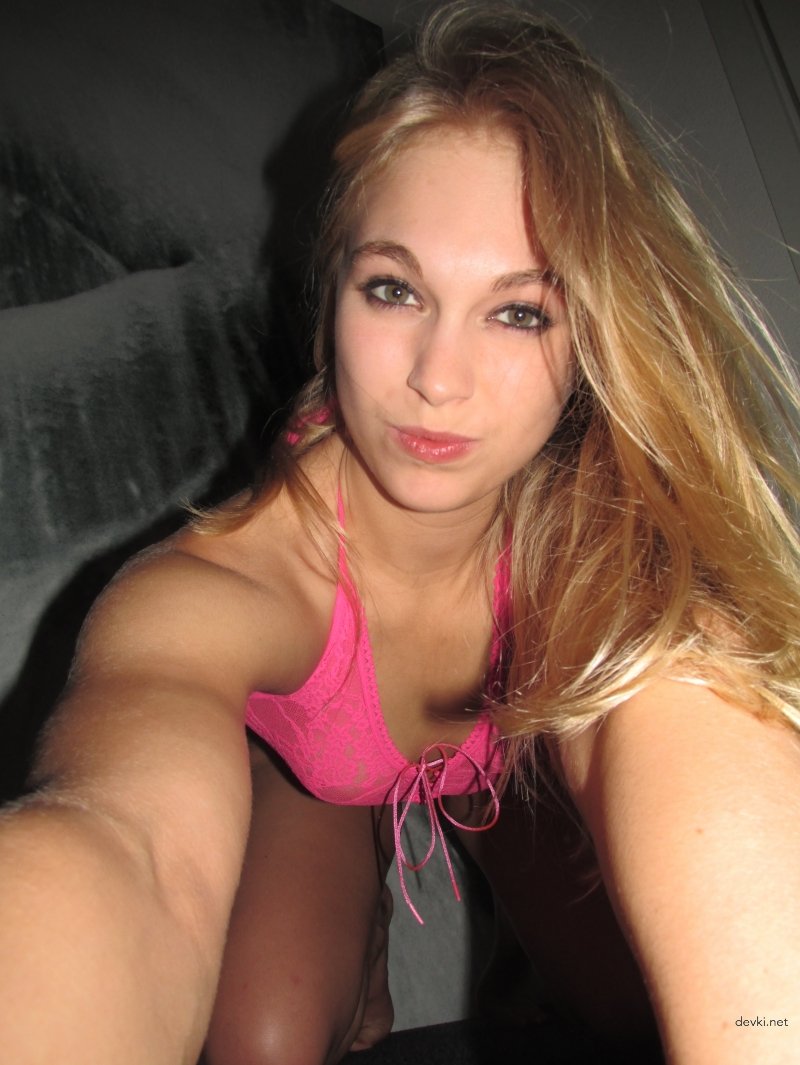 Steamy Amateur Model Lingerie Photoshoot - Seductive Girl in Hot Underwear