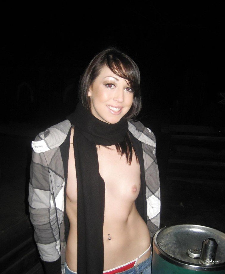 Explicit Amateur Girl Bares Tiny Tits in Provocative Photo