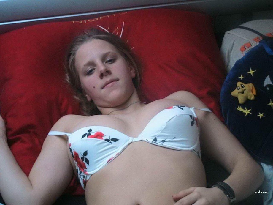 Hot Young Couple's Raw Homemade Sex Tape - Explicit Amateur Porn Pics