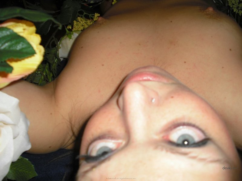 Extreme Amateur Pussy Stuffing - Hardcore XXX Photo