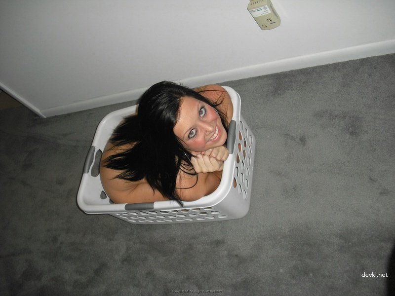 Extreme Amateur Pussy Stuffing - Hardcore XXX Photo