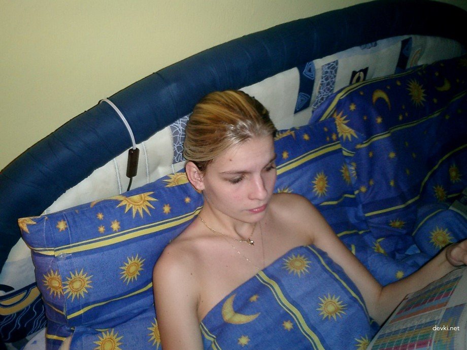 Amateur Wife's Explicit Sex Poses - Hot Homemade Porn