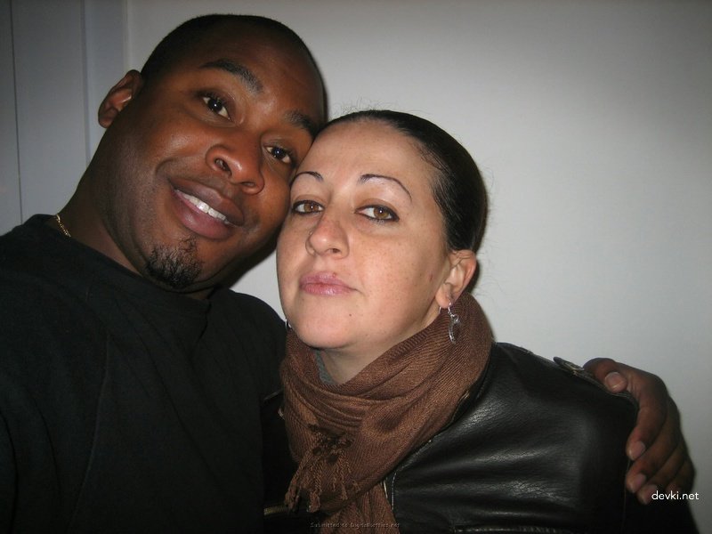 Interracial Amateur Babe Surrenders Pussy to Hung Black Stud - Explicit Sex Scene