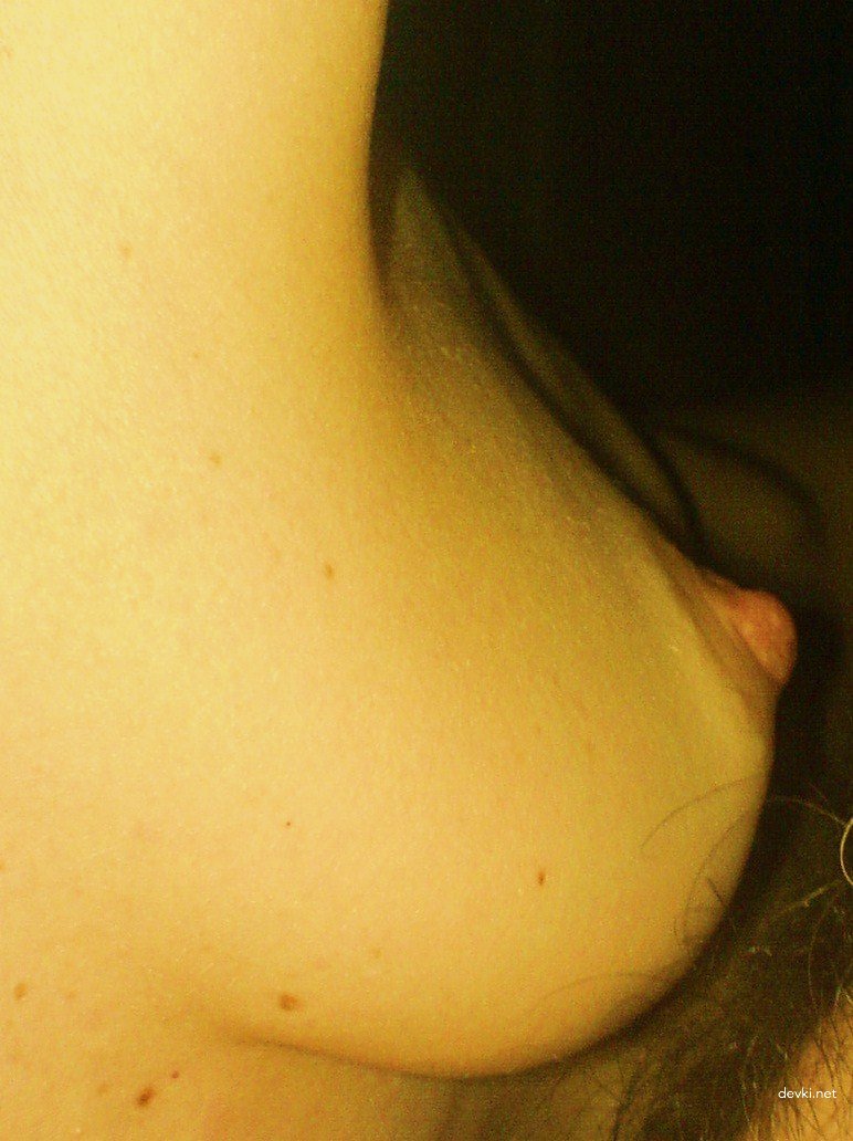 Roughly Drilled Hairy Amateur Pussy - Explicit Amateur Porn Pics