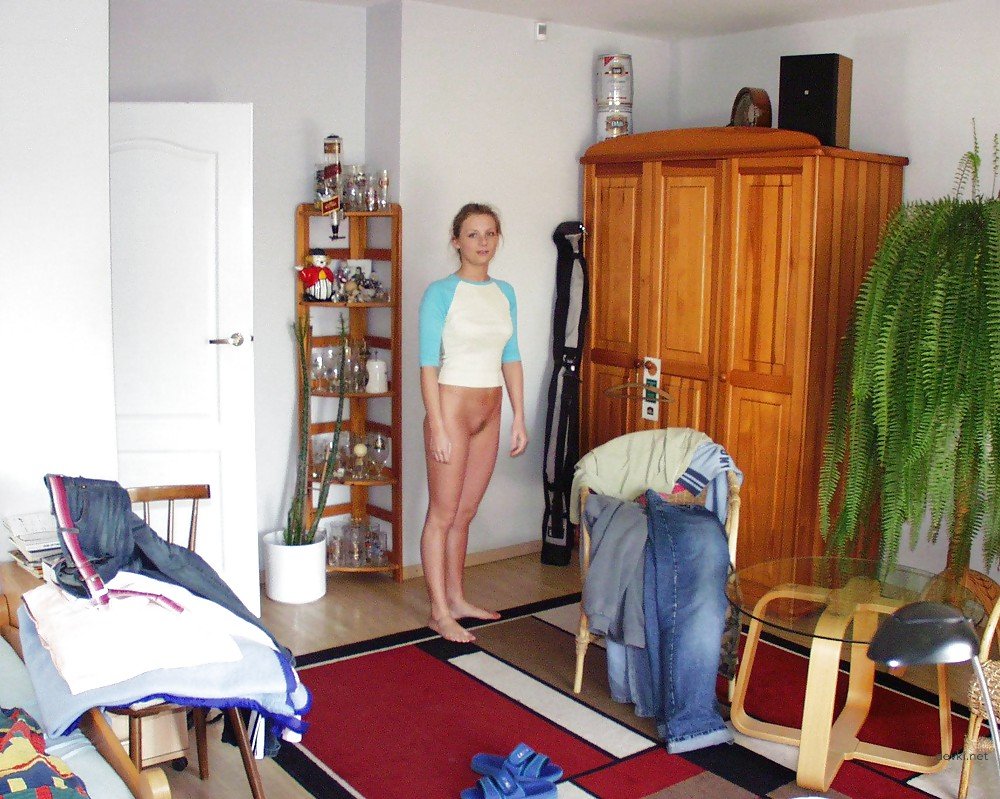 Amateur Babe's Private XXX Pics - Uncensored Homemade Porn Photos