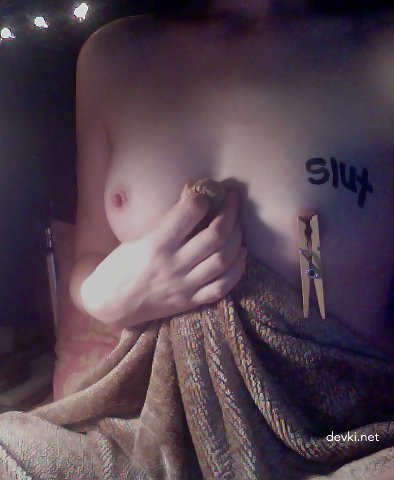Hot Amateur Slut Masturbates at Home - Uncensored XXX Self-Pleasure Pic
