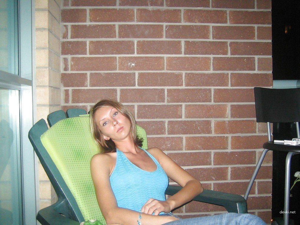 Wild Homemade Porn Pics: Hot Young Wife in Explicit Amateur Sex Action