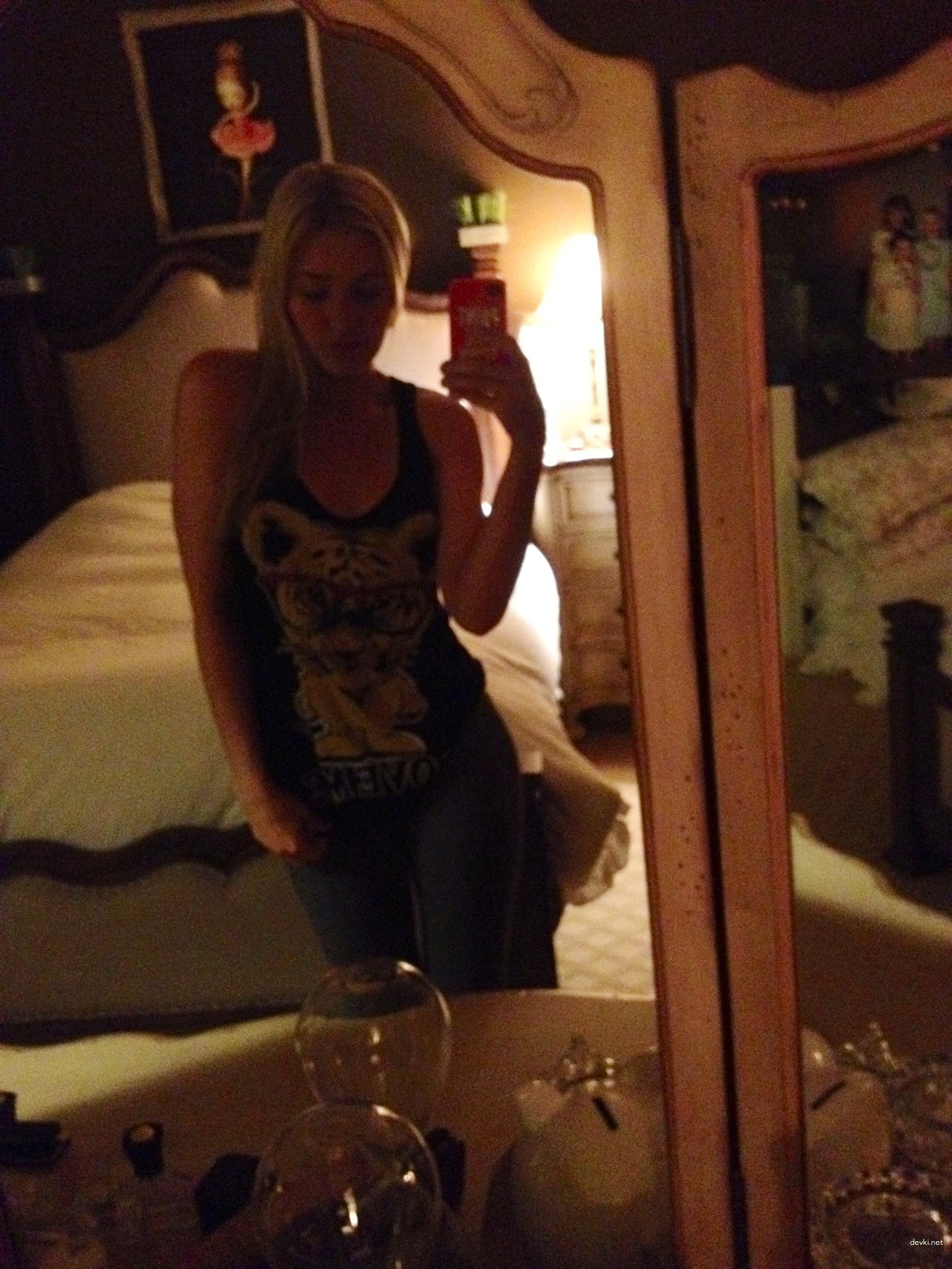 XXX Amateur Sister Nudes: Personal Explicit Pic of My Sis