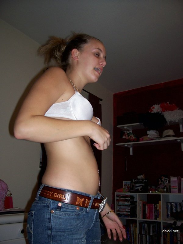 Hardcore Amateur Fuck: Rough Sex with His Slutty Girlfriend
