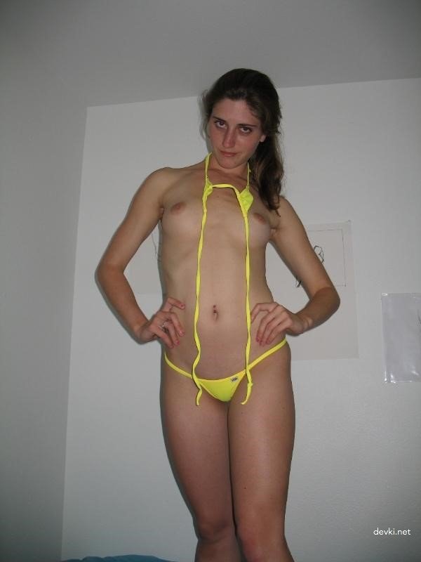 Explicit Close-Up: Horny Amateur Girl Spreading Legs for Intense Pleasure