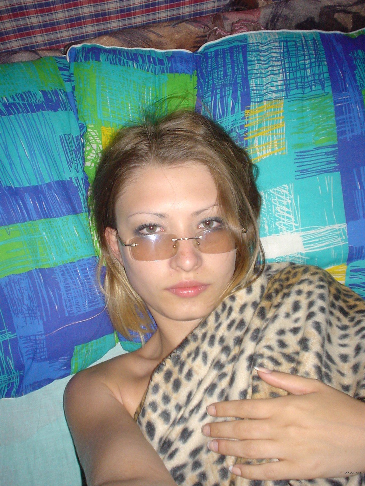 Hot Amateur Nude Girl's Explicit Selfie Photos - Alluring and Provocative Display