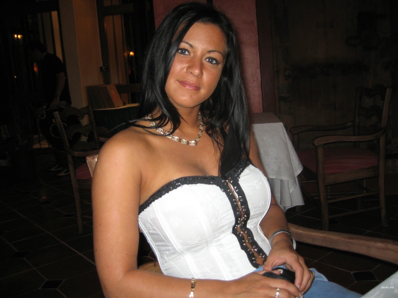 Amateur Girlfriend Vacation Pics: Hot & Naughty Explicit Photos!