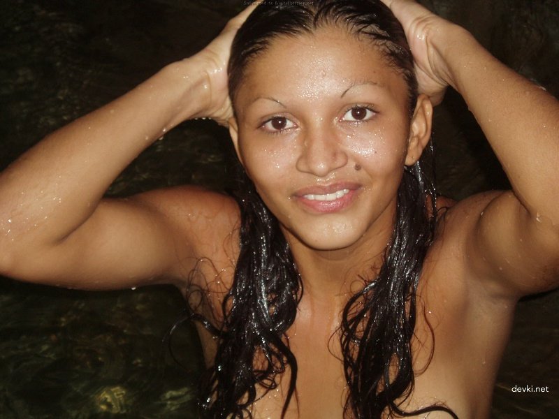 Intense Interracial Amateur: Guy Roughly Bangs Fragile Mulatto