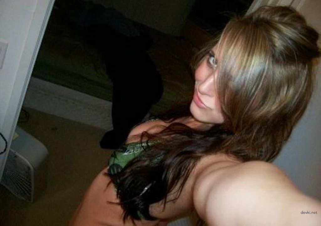 XXX Amateur Girl Hardcore Sex Pic - Explicit Content Guaranteed!