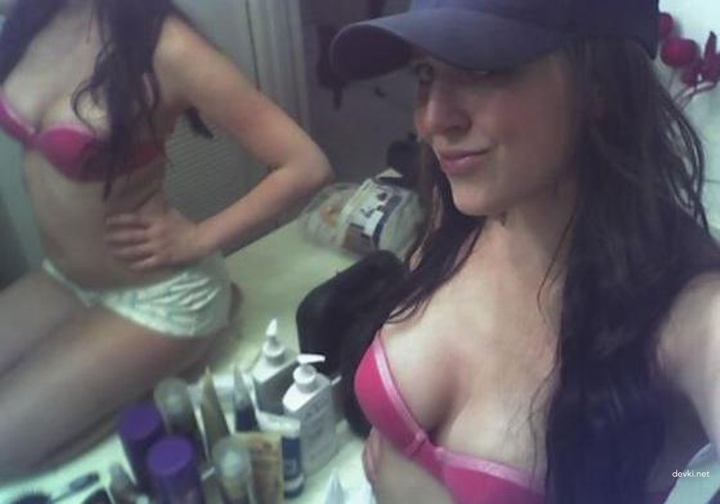 XXX Amateur Girl Hardcore Sex Pic - Explicit Content Guaranteed!