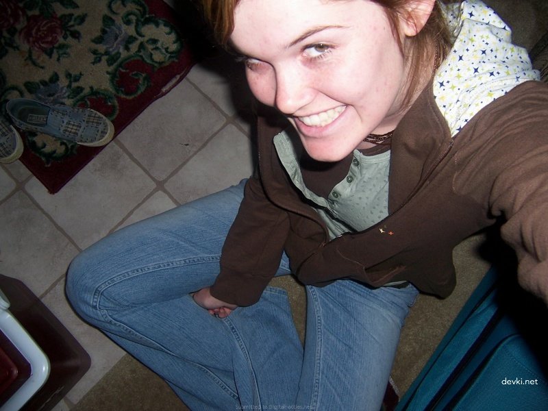 Intoxicated Slut Exposes Bushy Crotch in Raw Amateur Shot