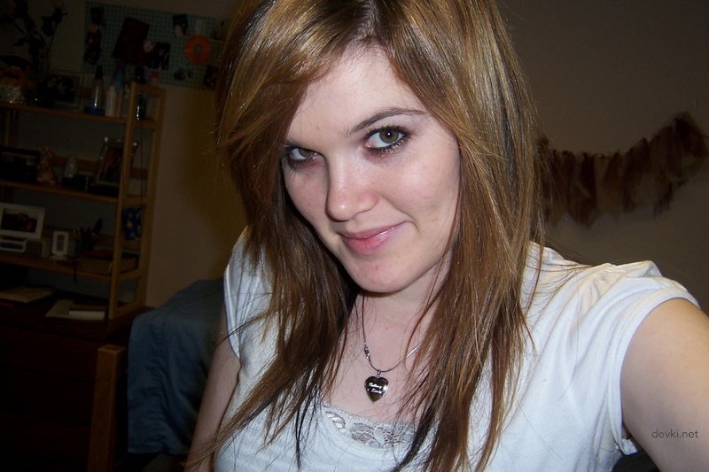 Intoxicated Slut Exposes Bushy Crotch in Raw Amateur Shot