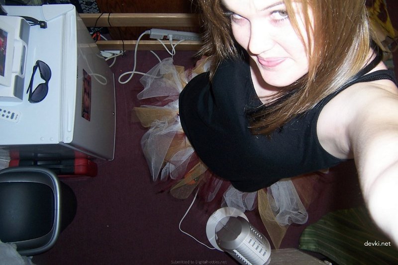 Intoxicated Slut Exposes Bushy Crotch in Raw Amateur Shot