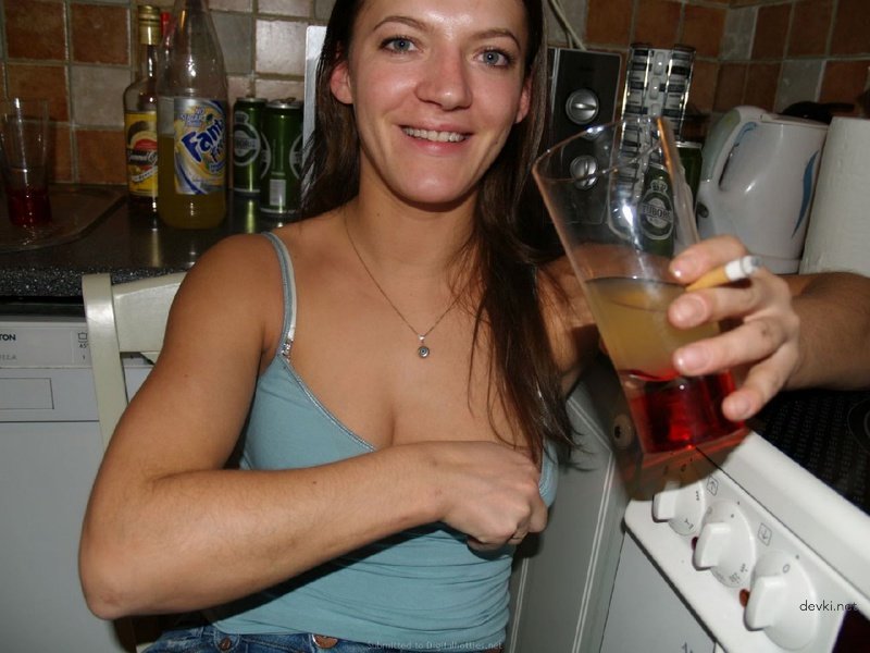 Moist and Bushy Wife's Pussy Exposed in Hot Amateur Porn Pics