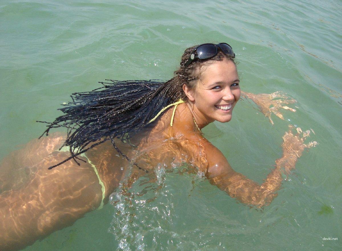Amateur Bride Exposed: Uncensored Nude Wedding Photos for Adults