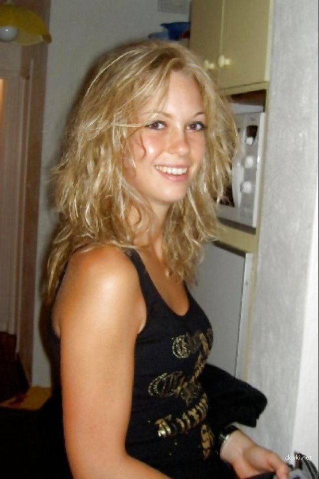 XXX Amateur Nude Pics: Stunning Girl's Private Explicit Erotica